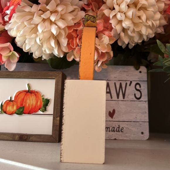 Everything Pumpkin Sign - Picture 2 of 3